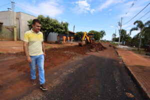 Leia mais sobre o artigo Prefeitura mantém seis frentes simultâneas de recuperação asfáltica em Dourados