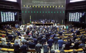 Leia mais sobre o artigo Eleições devem impactar disputa por comando de comissões na Câmara