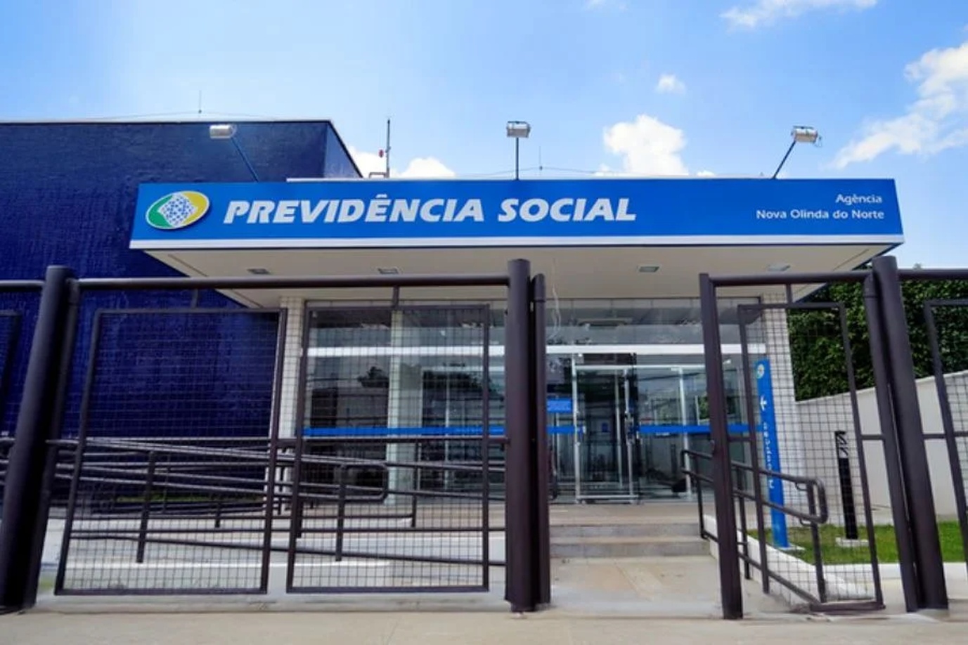 No momento, você está visualizando INSS terá serviços suspensos por três dias para modernização de sistema; veja datas