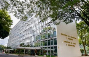 Leia mais sobre o artigo AGRO: Abertura de mais de 500 mercados redefine agenda para 2026