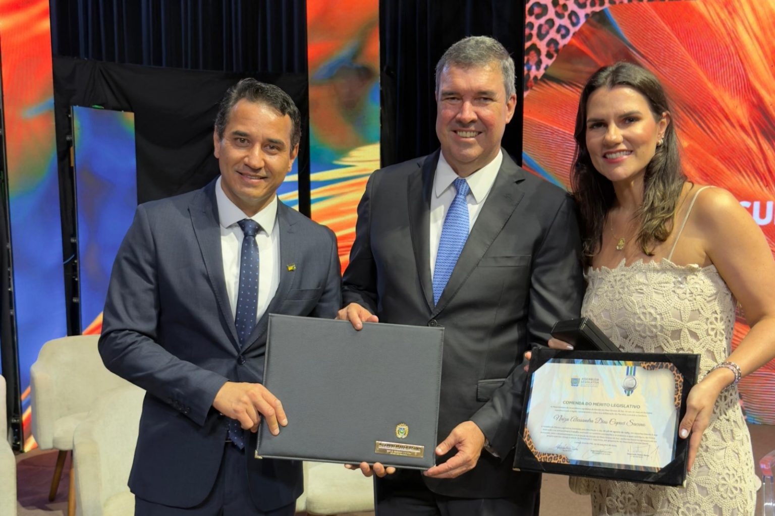 No momento, você está visualizando Naviraí garante R$ 53 milhões em investimentos em infraestrutura em parceria com o Governo do Estado