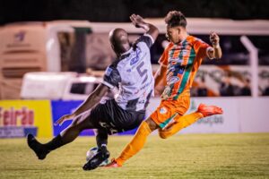 Leia mais sobre o artigo Naviraiense embala após vitória no Virotão e mira subida na tabela na terceira rodada do Estadual