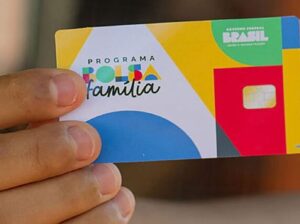 Leia mais sobre o artigo Em fevereiro, 171 municípios recebem pagamento unificado do Bolsa Família