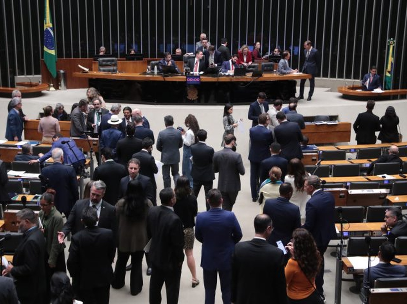 No momento, você está visualizando Câmara ratifica acordo Mercosul-UE e reforça proteção ao agro brasileiro