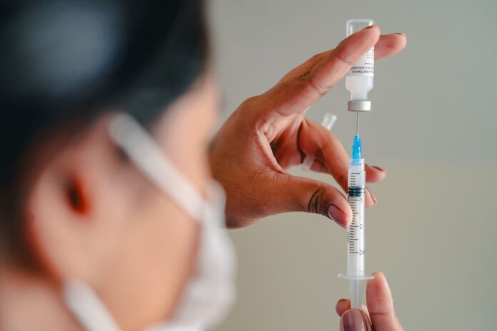 No momento, você está visualizando Prefeitura de Dourados começa vacinar bebês prematuros contra bronquiolite