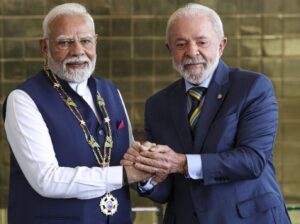 Leia mais sobre o artigo Governo brasileiro embarca para Índia, onde participa de cúpula sobre inteligência artificial