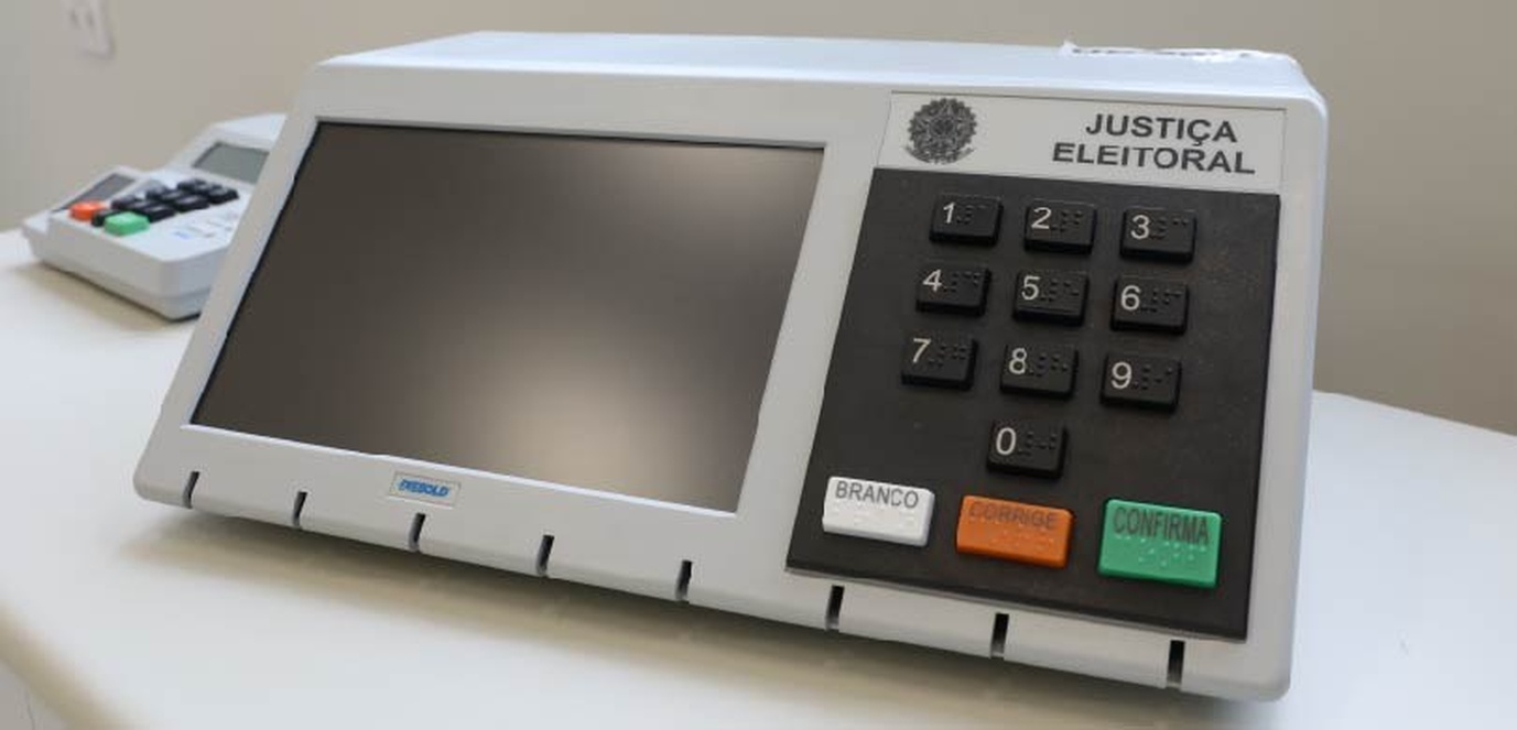 No momento, você está visualizando Ministro quer força-tarefa para identificar deepfakes em eleições