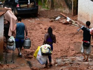 Leia mais sobre o artigo Sobe para 64 o número de mortos após chuvas em Juiz de Fora e Ubá