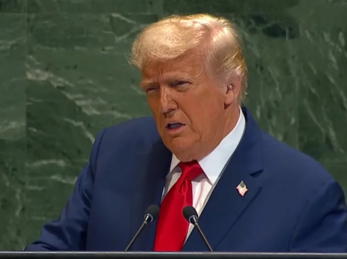 No momento, você está visualizando TARIFAÇO DE TRUMP: Entenda as mudanças e como ficam as cobranças para o Brasil