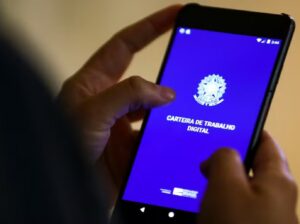 Leia mais sobre o artigo 71% dos brasileiros são favoráveis ao fim da escala 6×1, mostra Datafolha