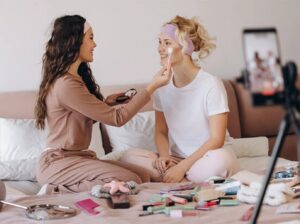 Leia mais sobre o artigo Brasil tem 238 mil influenciadores da área de beleza