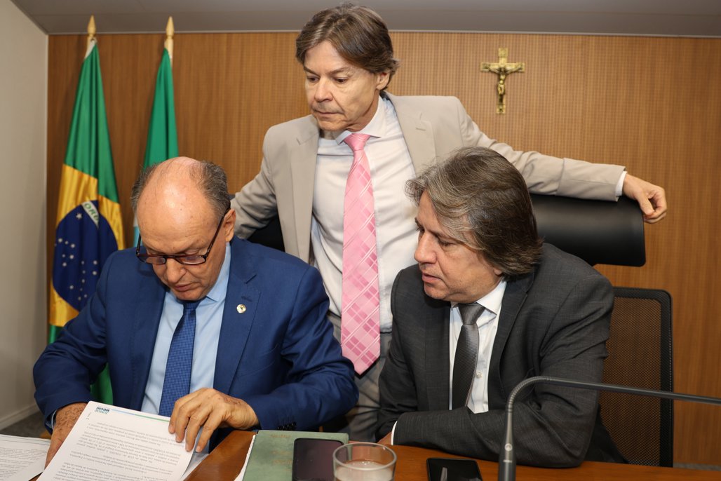 No momento, você está visualizando ALEMS: Definidas as presidências da CCJR e da Comissão de Saúde da ALEMS