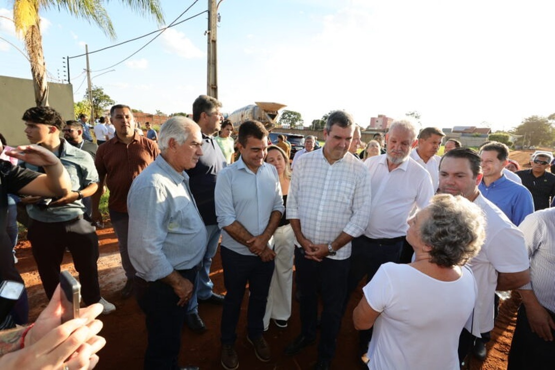 No momento, você está visualizando Asfalto após 35 anos e escola histórica revitalizada marcam nova fase de investimentos em Dourados