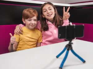 Leia mais sobre o artigo Meta faz acordo e bloqueará conta de criança ‘influencer’ sem aval judicial