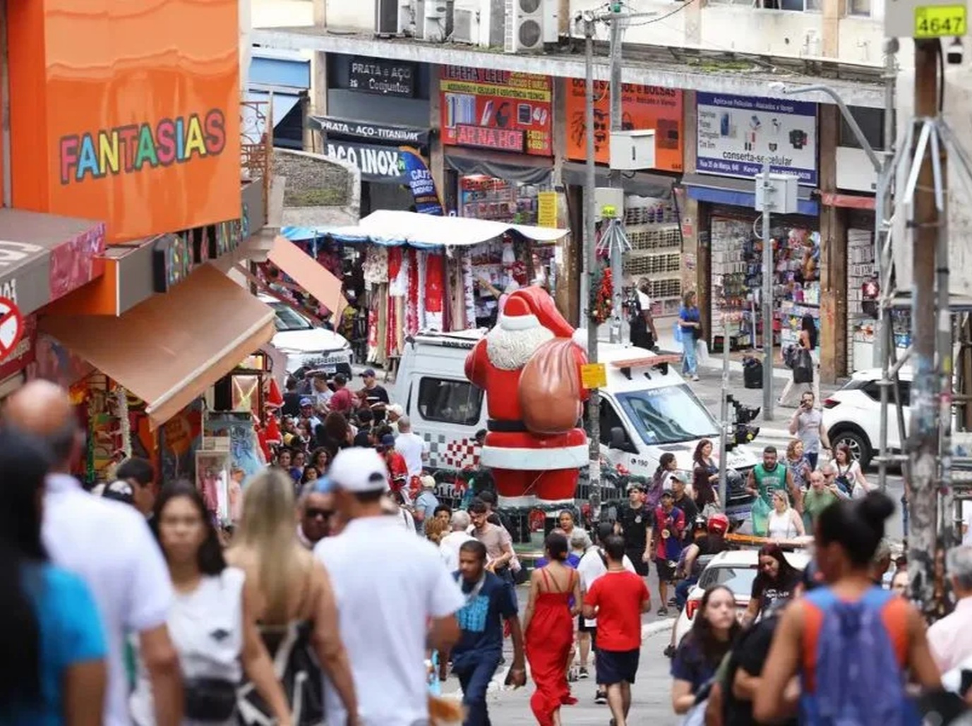 No momento, você está visualizando QUAEST: 48% dos brasileiros dizem que a economia piorou nos últimos 12 meses