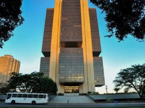 Leia mais sobre o artigo Prévia do PIB, IBC-Br cresce 0,8% em janeiro