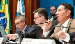 Leia mais sobre o artigo ALEMS: Garantia de sigilo e segurança ao servidor que for vítima de crime é aprovada em 1ª na Ordem do Dia