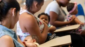 Leia mais sobre o artigo Mamaço coletivo marca evento “Mil Mães Amamentando” em Campo Grande