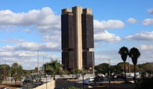 Leia mais sobre o artigo BOLETIM FOCUS: Mercado financeiro eleva estimativa de inflação em 2026 para 4,86%