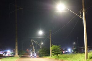 Leia mais sobre o artigo Prefeitura de Dourados moderniza iluminação pública e disponibiliza aplicativo para população