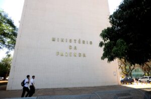 Leia mais sobre o artigo Fazenda propõe ao Senado novas linhas de crédito para renegociação de dívidas rurais