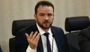 Leia mais sobre o artigo Governo prepara nova versão do Desenrola para renegociação de dívidas