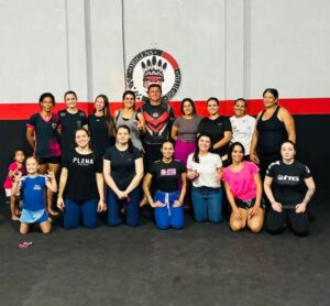 Leia mais sobre o artigo Parceria leva defesa pessoal a mulheres e reforça prevenção em Naviraí