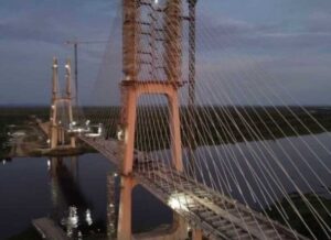 Leia mais sobre o artigo Ponte Bioceânica entra na fase final com menos de 30 metros para seu ‘fechamento”
