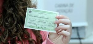 Leia mais sobre o artigo Prazo para emitir e regularizar título de eleitor termina em 6 de maio