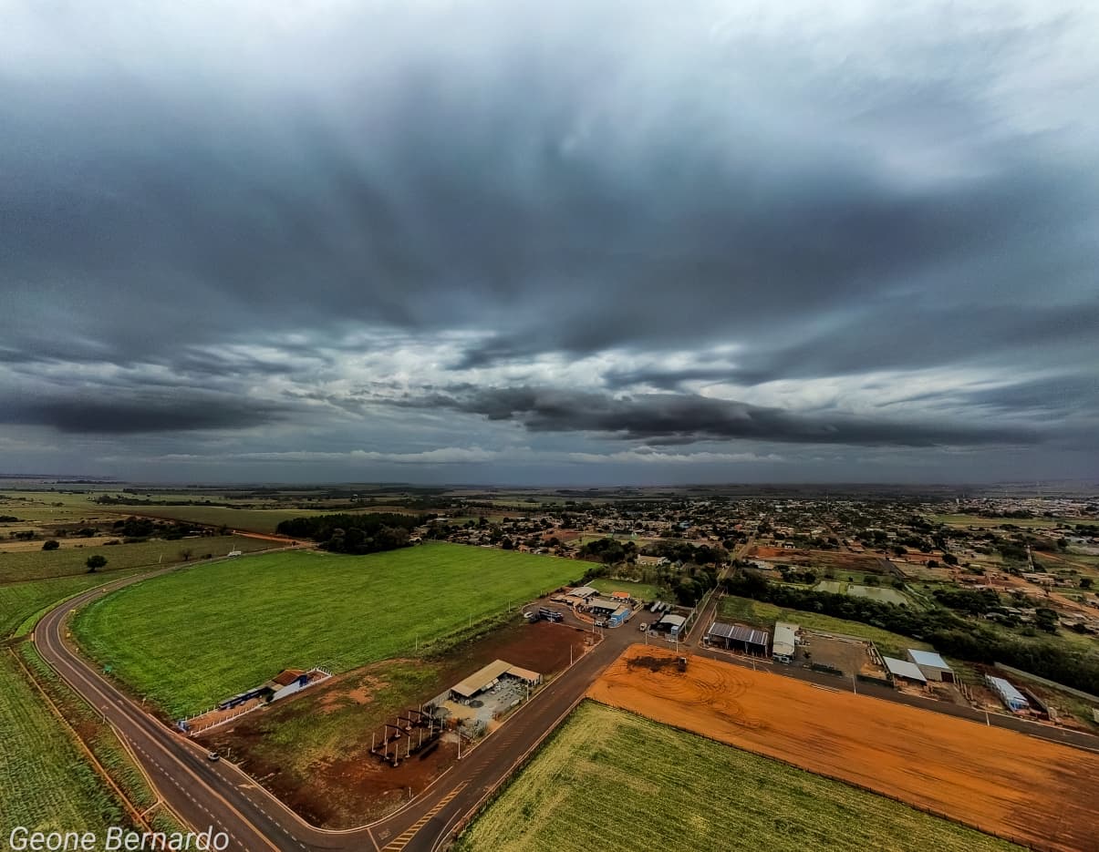 No momento, você está visualizando Instabilidades aumentam e MS tem risco de temporais nesta segunda