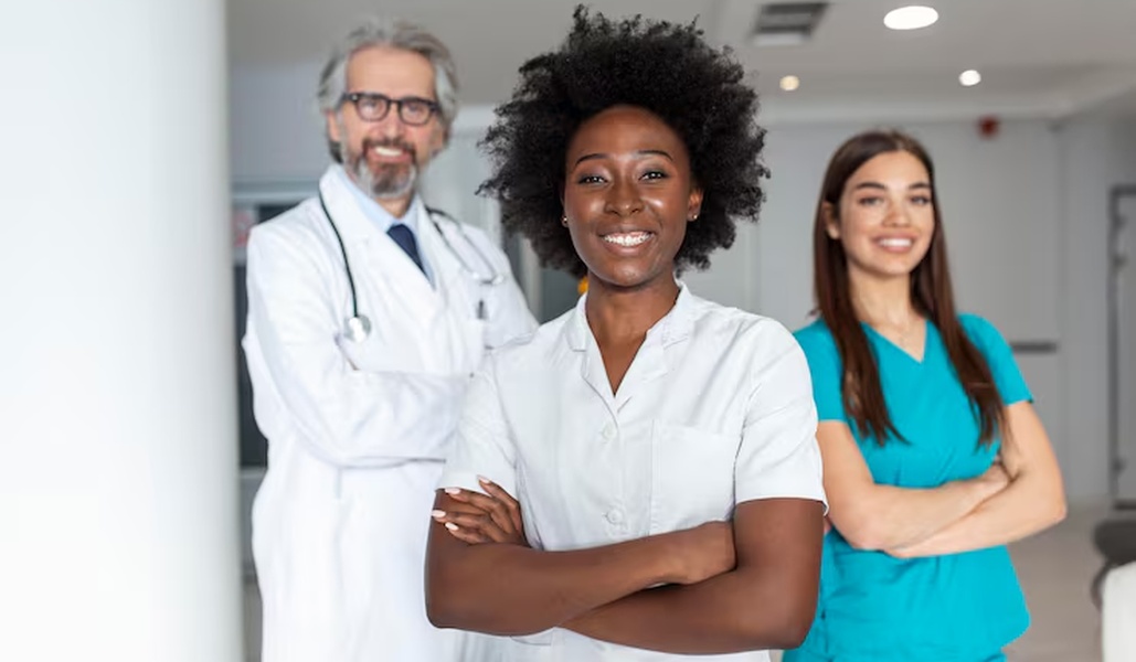 No momento, você está visualizando Comissão do Senado aprova redução de jornada de trabalho para enfermagem em pauta bomba