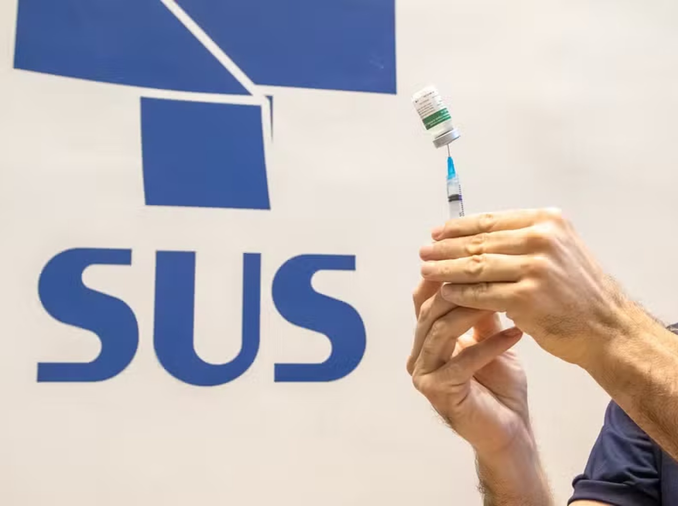 No momento, você está visualizando VACINA DA GRIPE: Brasil aplica mais de 2 milhões de doses no início da campanha