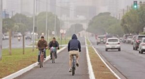 Leia mais sobre o artigo Semana começa quente, mas frente fria deve derrubar temperaturas para até 4°C em algumas regiões