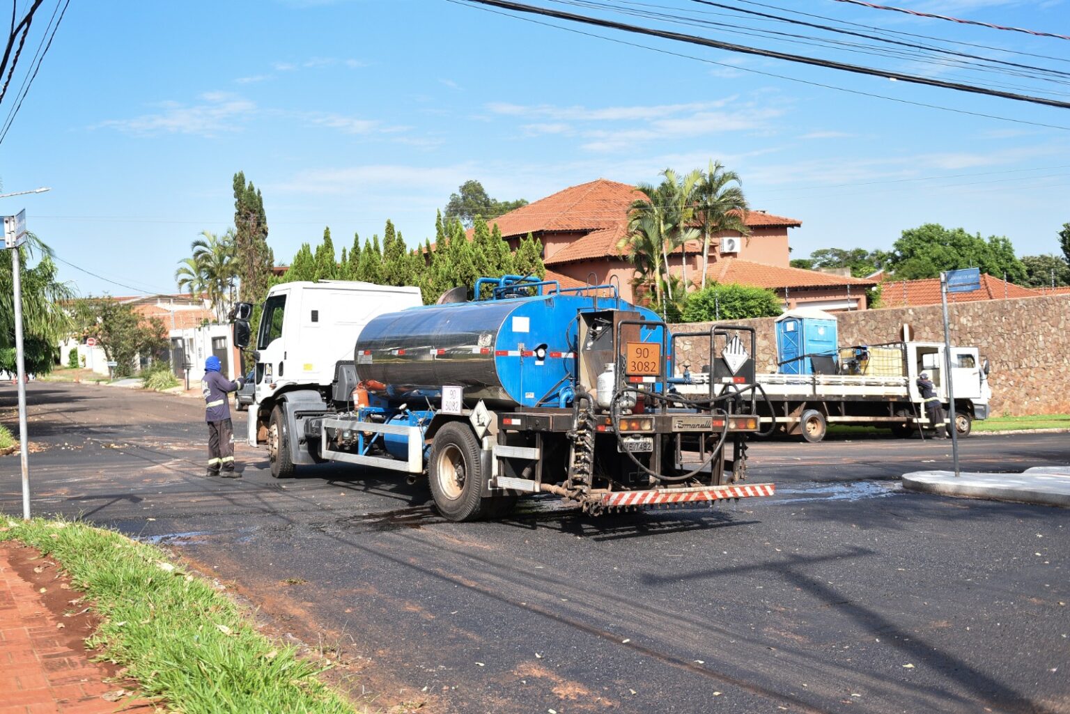 No momento, você está visualizando Publicada liberação de R$ 5,2 milhões para asfalto e maquinário agrícola em Campo Grande