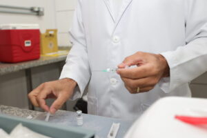 Leia mais sobre o artigo Prefeitura de Dourados e UFGD fortalecem parceria para vacinar contra Influenza e Chikungunya