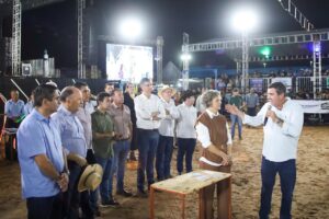 Leia mais sobre o artigo Eduardo Riedel anuncia R$ 12 milhões em obras de habitação, infraestrutura e saneamento em Bodoquena