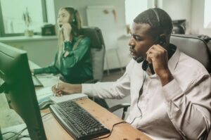 Leia mais sobre o artigo Funsat inicia a semana com 1.462 vagas de emprego