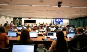 Leia mais sobre o artigo SEBRAE: Fim da escala 6×1 e impactos sobre os pequenos negócios são debatidos na Câmara dos Deputados