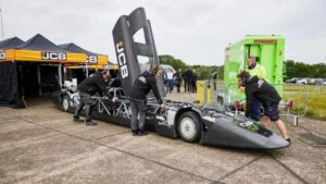 Leia mais sobre o artigo Carro a hidrogênio entra em testes para desafiar recorde mundial de velocidade