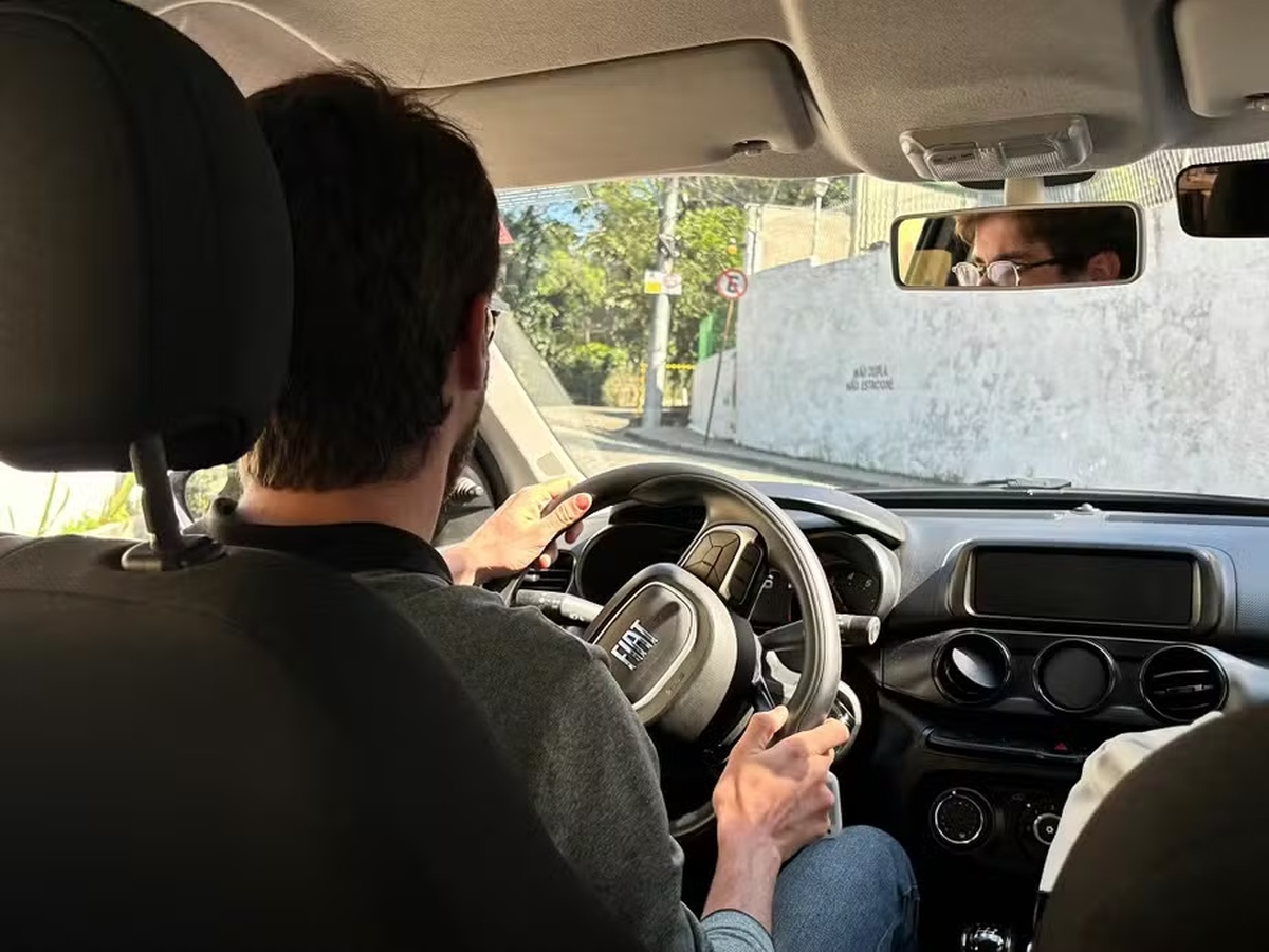 No momento, você está visualizando Comissão da Câmara deve votar projeto que autoriza CNH a partir de 16 anos
