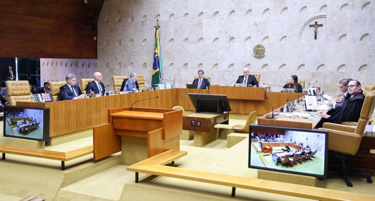 No momento, você está visualizando HOJE: STF retoma julgamento sobre ‘uberização’ dos aplicativos e conduta de agentes públicos
