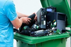 Leia mais sobre o artigo NAVIRAÍ: Campanha de lixo eletrônico terá ecoponto na praça central e disk recolhimento