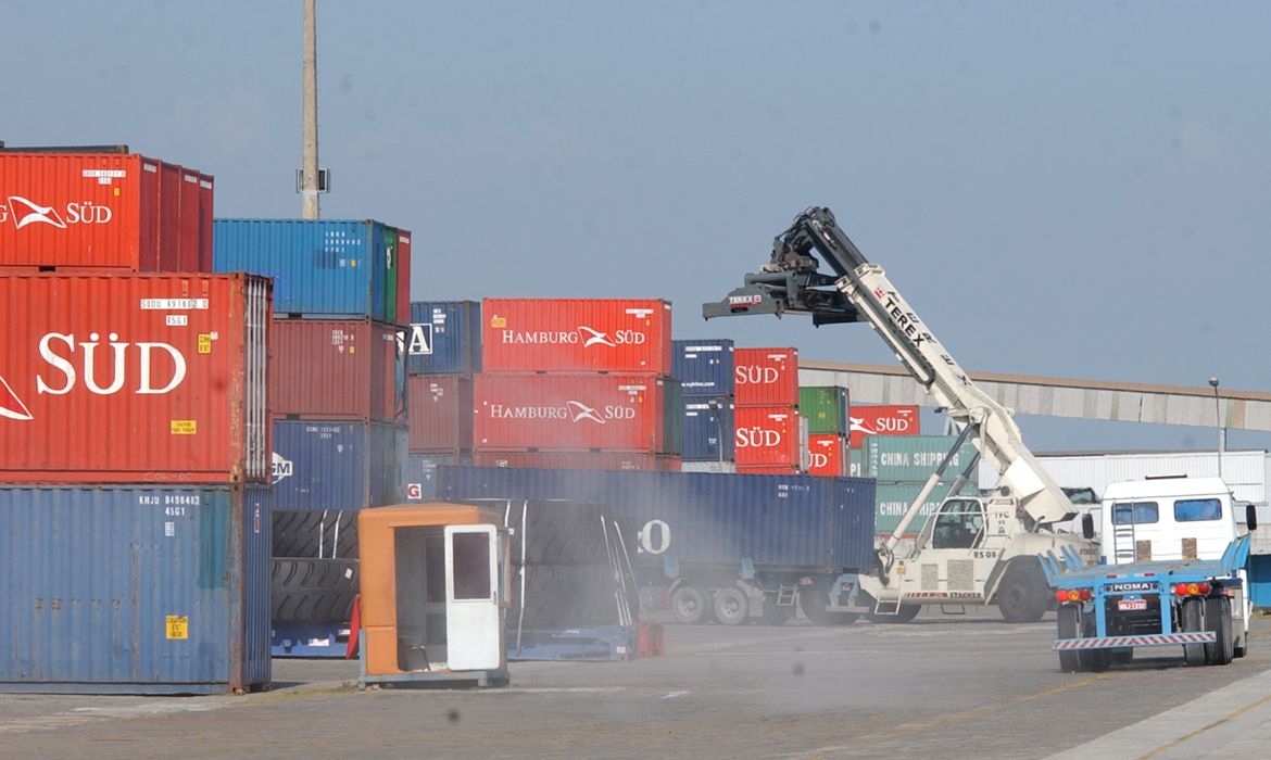 No momento, você está visualizando Acordo entre Mercosul e Singapura garante tarifa zero para exportações