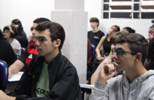 Leia mais sobre o artigo Preparatório para o Enem em Campo Grande oferece 250 vagas para curso gratuito de redação