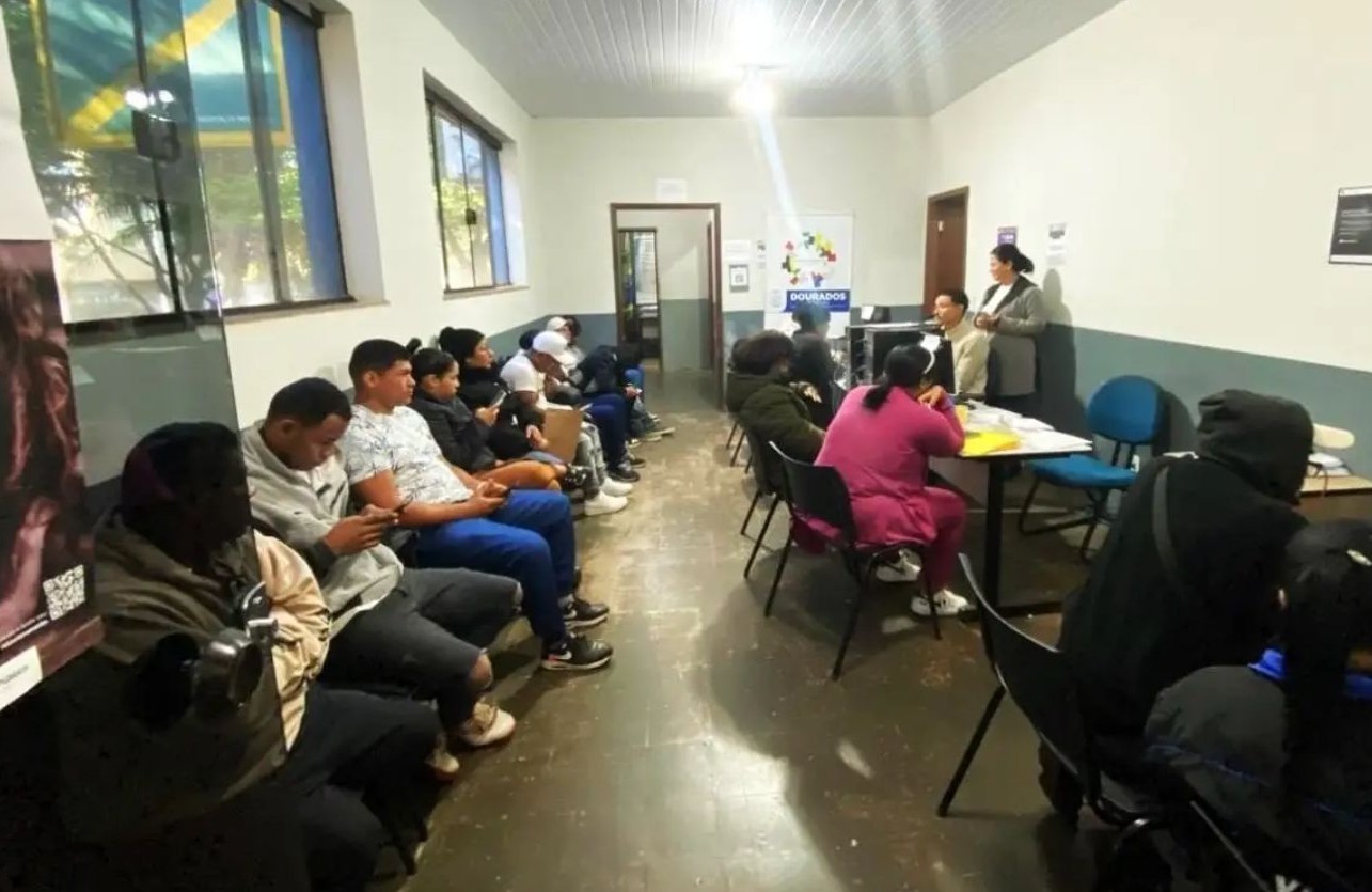 No momento, você está visualizando Após terremotos, Dourados cria central para atender venezuelanos e familiares