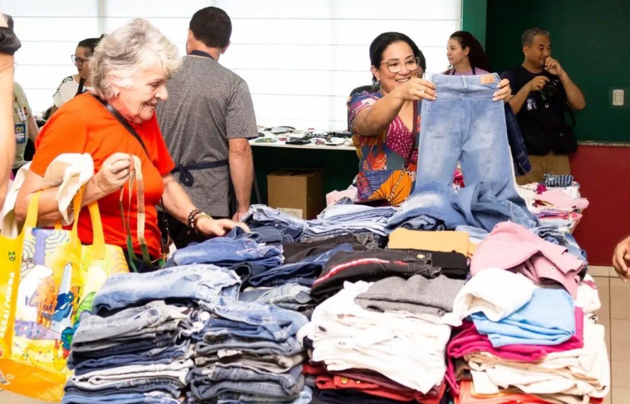 No momento, você está visualizando Feirão terá mais de 7 mil peças de roupas, calçados e brinquedos por R$ 5 em Campo Grande