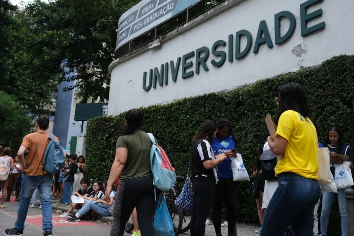 No momento, você está visualizando Fies abre inscrições do segundo semestre nesta terça; veja quem pode financiar até 100% da faculdade