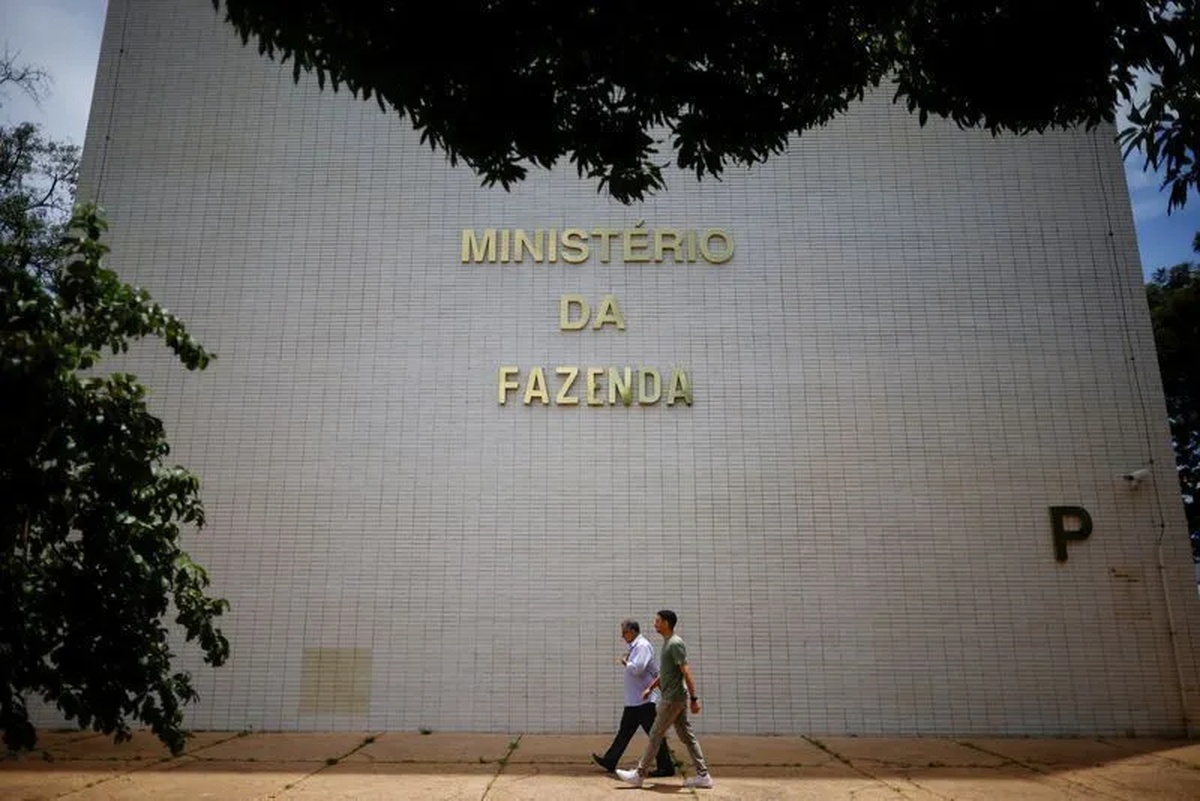 No momento, você está visualizando Governo prevê impacto fiscal de R$ 8,1 bilhões em 3 anos com novo teto do MEI