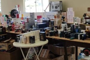 Leia mais sobre o artigo Celulares, perfumes e roupas; bazar solidário tem super descontos em Campo Grande