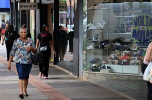 Leia mais sobre o artigo Novas regras para funcionamento do comércio em feriados começam a valer